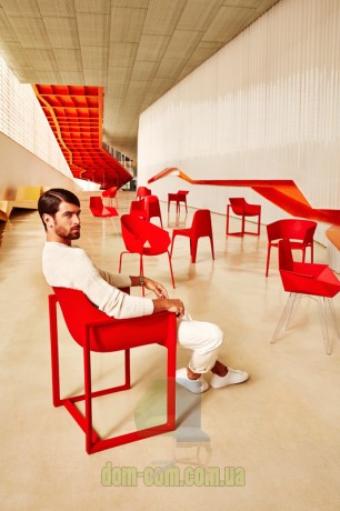 Кресло Vondom Wall Street от Eugeni Quitllet