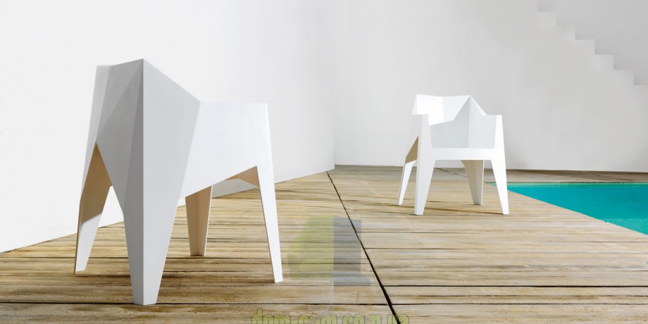 Штабелируемое кресло Vondom Voxel от Karim Rashid