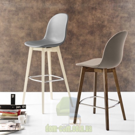 Барный стул на  деревянных ножках Connubia Academy CB1673 