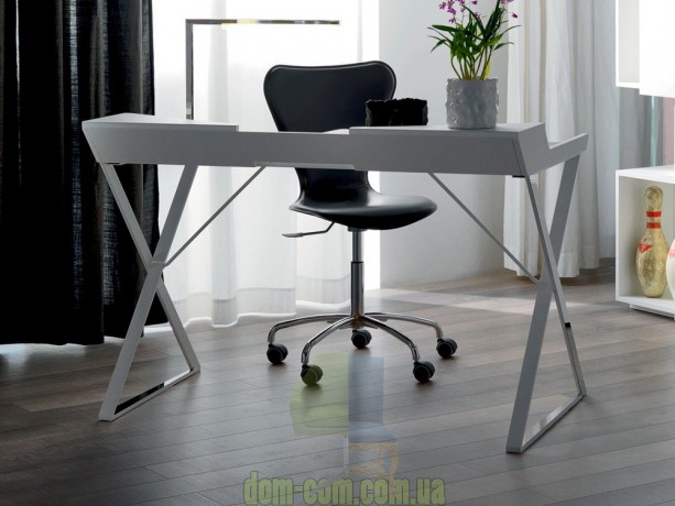 Дизайнерский письменный стол Cattelan Italia Qwerty