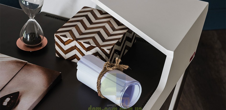 Дизайнерский письменный стол Cattelan Italia Qwerty