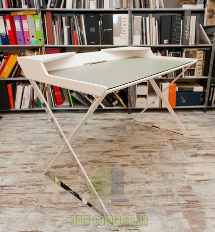 Дизайнерский письменный стол Cattelan Italia Qwerty