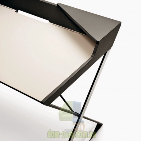 Дизайнерский письменный стол Cattelan Italia Qwerty