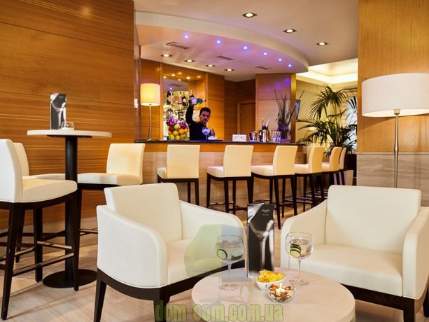 Современное деревянное кресло Ellen JMS M625