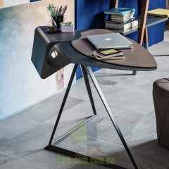 Небольшой дизайнерский письменный стол Cattelan Italia Storm