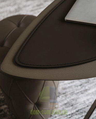 Небольшой дизайнерский письменный стол Cattelan Italia Storm