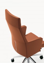 Привлекательное кресло Sesta Ada 1