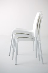  Штабелируемый стул из технополимера Gaber MAYA