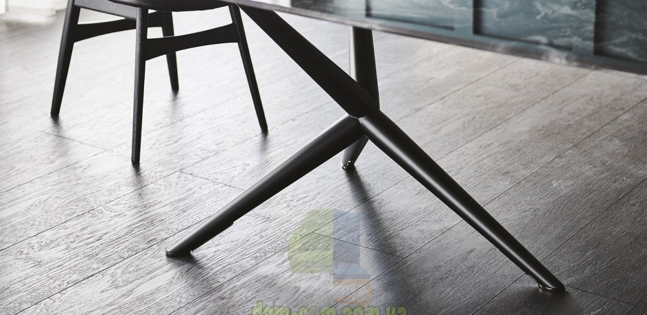 Стол Cattelan Italia Atlantis Crystalart