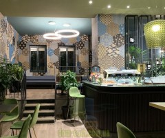 Винтажный барный стул в бархате Centrosedia Micky