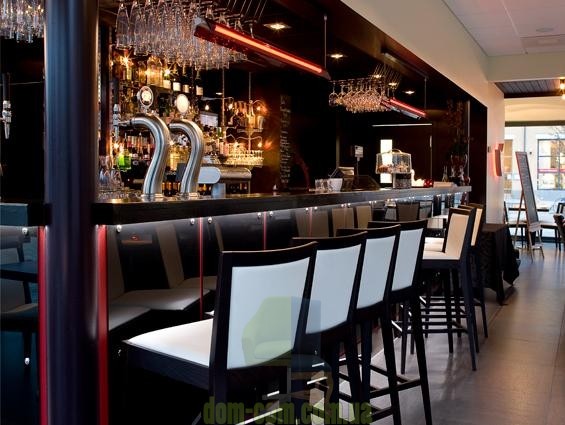 Деревянный барный стул в стиле модерн Cizeta BLIOS 180 SG