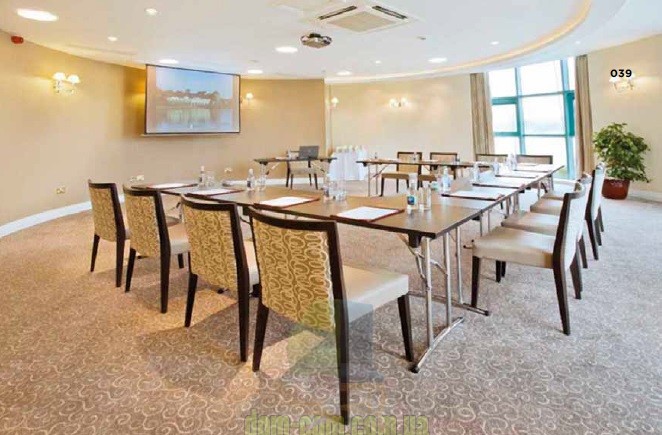 Штабелируемый стул в стиле модерн Cizeta BLIOS 180 IM SE