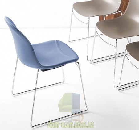 Коференц стул со столиком на полозьях Connubia Academy CB/1697