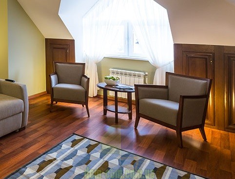 Деревянное большое кресло Cizeta Blios 1180 PO