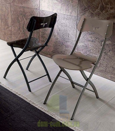 Небольшой прозрачный складной стул Ozzio Italia Opla