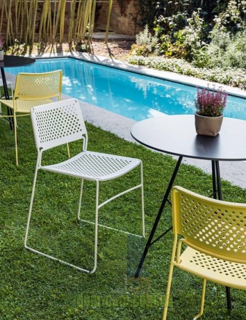 Стул из стали на полозьях Midj Slim