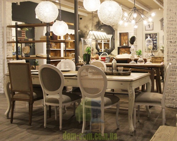 Классический стул в стиле прованс Dialma Brown DB004744 DB004745