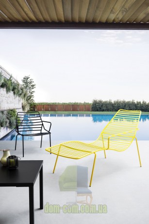 Легкий практичный шезлонг  Gaber LINK 