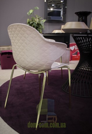 Красивый стул из поликарбоната Calligaris Saint Tropez CS/1845