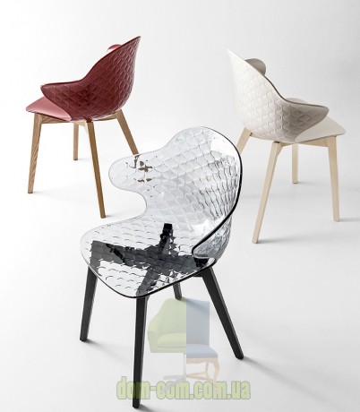 Стул из поликарбоната на деревянных ножках Calligaris SaintTropez CS/1855