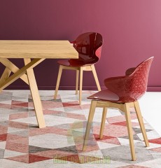 Стул из поликарбоната на деревянных ножках Calligaris SaintTropez CS/1855