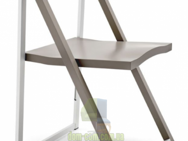 Стильный складной стул Connubia Skip CB/207