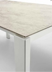 Лаконичный обеденный стол Midj Klass