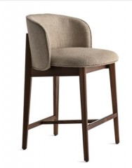 Элегантный полубарный стул с удобной спинкой Abrey Calligaris CS2042