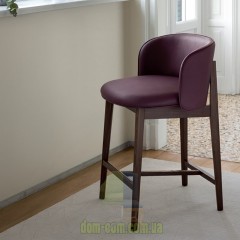Элегантный полубарный стул с удобной спинкой Abrey Calligaris CS2042