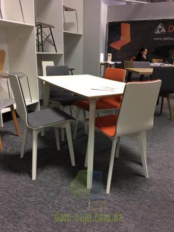 Стул из гнутой фанеры Delta Luka Soft RW