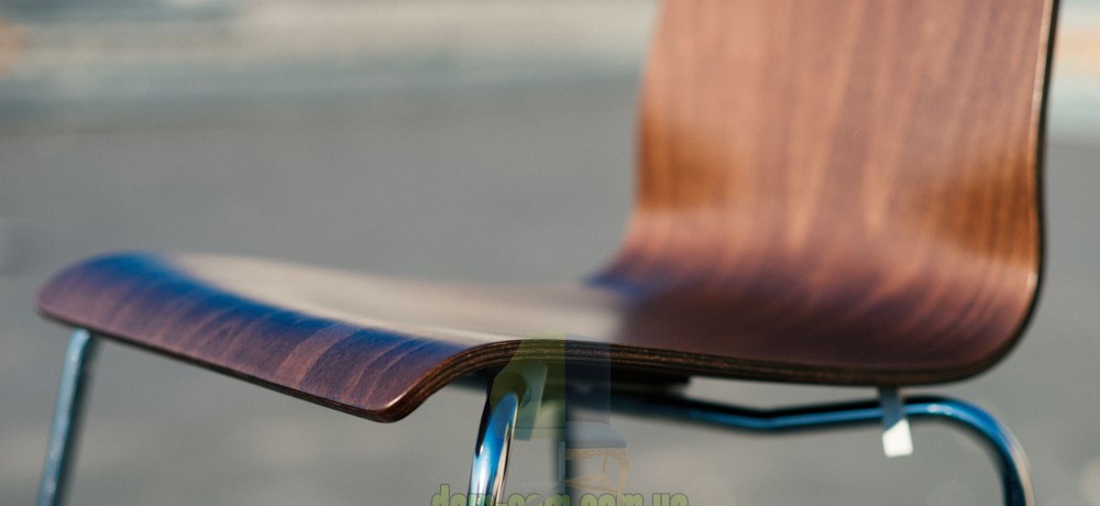 Стул из гнутой фанеры Delta Luka