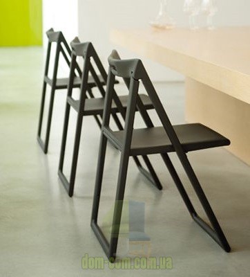 Складной стул из полипропилена Pedrali Enjoy 460