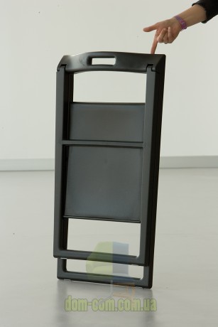 Складной стул из полипропилена Pedrali Enjoy 460