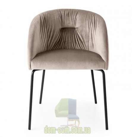 Небольшое мягкое кресло на металлических ножках Сonnubia Rosie CB/1901