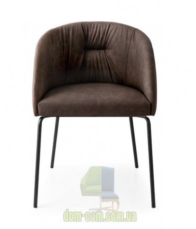 Небольшое мягкое кресло на металлических ножках Сonnubia Rosie CB/1901