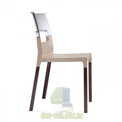 Пластиковый стул на деревянных ножках SCAB Design Natural Diva 
