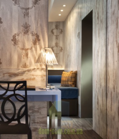 Стул с оригинальной спинкой Cizeta Sendy 152 C SE