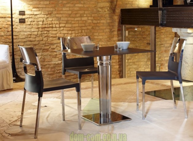 Пластиковый стул на хромированных ножках SCAB Design Diva Star