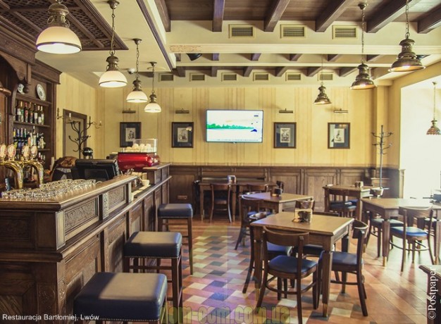 Стул барный Fameg BST-423/2