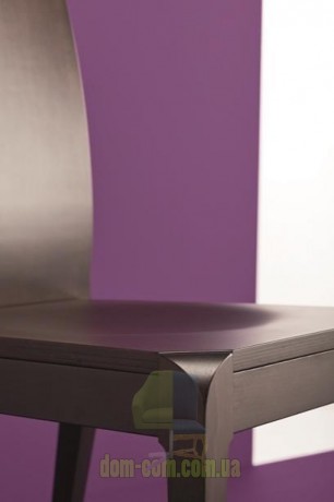 Стул с деревянной спинкой Cizeta Sendy 152  SE