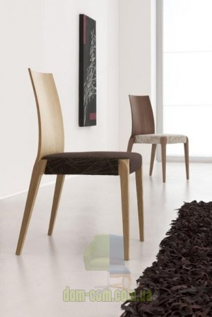 Стул с деревянной спинкой Cizeta Sendy 152  SE