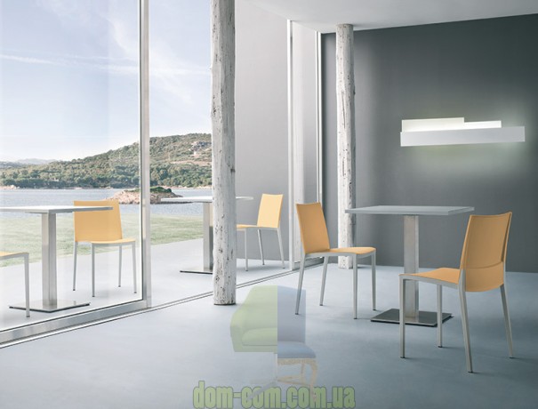 Красивый прочный стул Gaber OVER