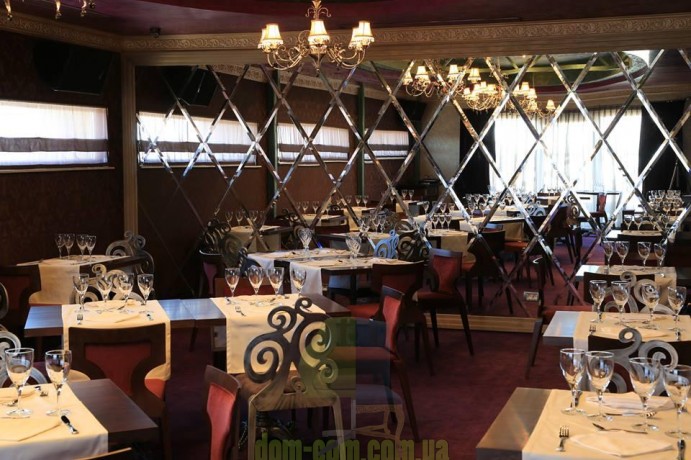 Стул с  рельефной мягкой спинкой  Cizeta Sendy 152  3SE