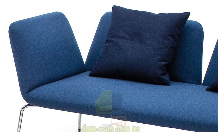 Удобный современный диван Noti Manta