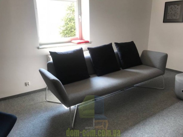 Удобный современный диван Noti Manta