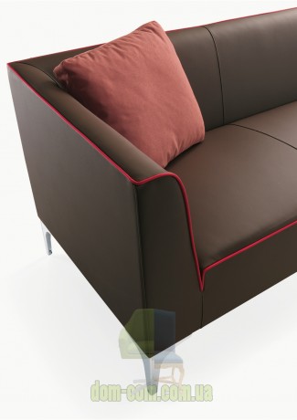 Класический офисный диван Sesta Mito