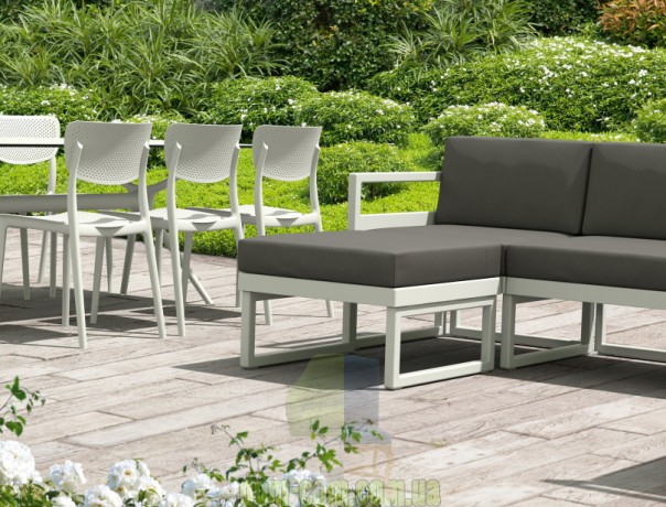 Сетчатый стул для улицы Lucy  Siesta 129 белый