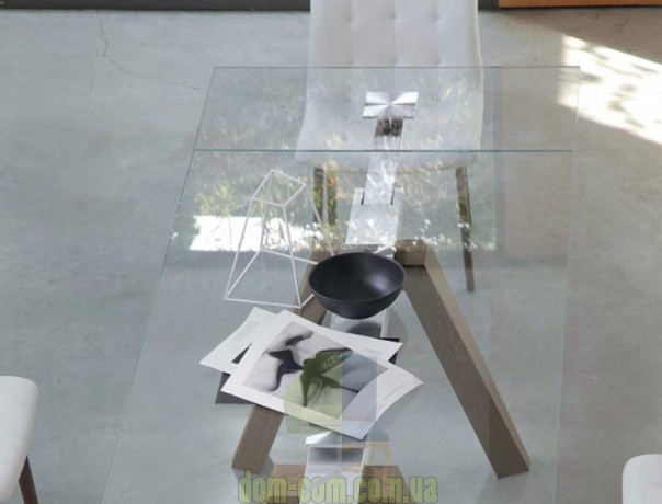 Большой стол с прозрачной столешницей Bontempi casa Aron 