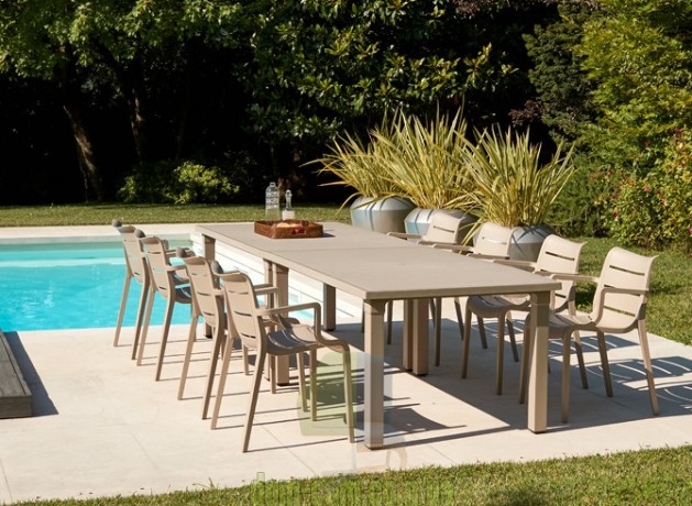 Недорогой большой стол для улицы SCAB Design Ercole