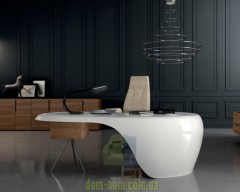 Стол руководителя от Karim Rashid Uno Della Rovere